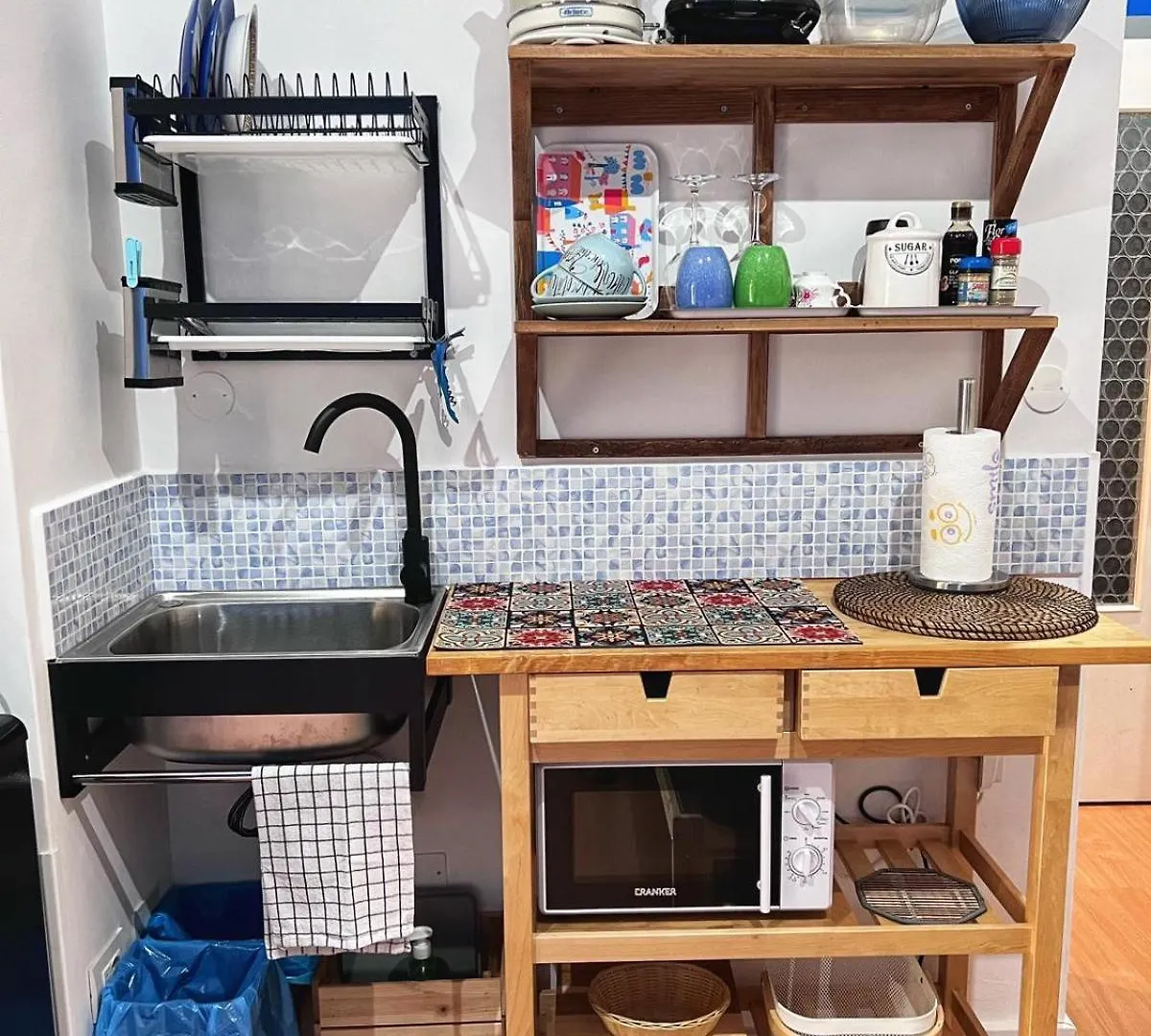 فندق مبيت وإفطار مبيت وإفطار A Casa Di Lele A كابالبيو